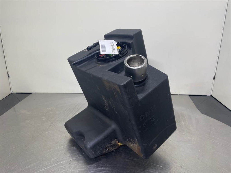 New Holland W110C-CNH 84491464-Fuel tank/Kraftstofftank - Ram/ Šasija za Građevinska mašina: slika 2 New Holland W110C-CNH 84491464-Fuel tank/Kraftstofftank - Ram/ Šasija za Građevinska mašina: slika 2