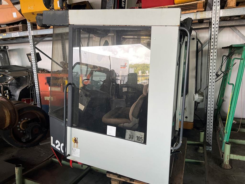 O & K L20I - Cabin/Kabine/Cabine - Kabina i enterijer za Građevinska mašina: slika 2 O & K L20I - Cabin/Kabine/Cabine - Kabina i enterijer za Građevinska mašina: slika 2