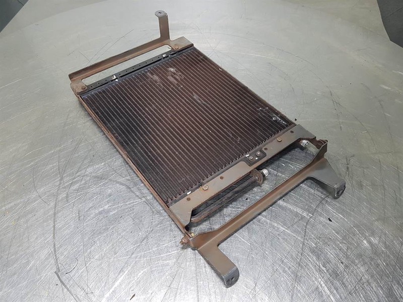 SANDEN MFC-2046AE-Airco condenser/Klimakondensator - Ram/ Šasija za Građevinska mašina: slika 2 SANDEN MFC-2046AE-Airco condenser/Klimakondensator - Ram/ Šasija za Građevinska mašina: slika 2