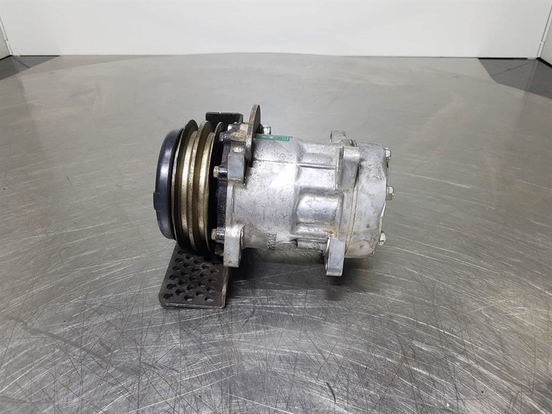 SANDEN SD7H15-6035-Compressor/Kompressor/Aircopomp - Kompresor klima uređaja za Građevinska mašina: slika 2 SANDEN SD7H15-6035-Compressor/Kompressor/Aircopomp - Kompresor klima uređaja za Građevinska mašina: slika 2