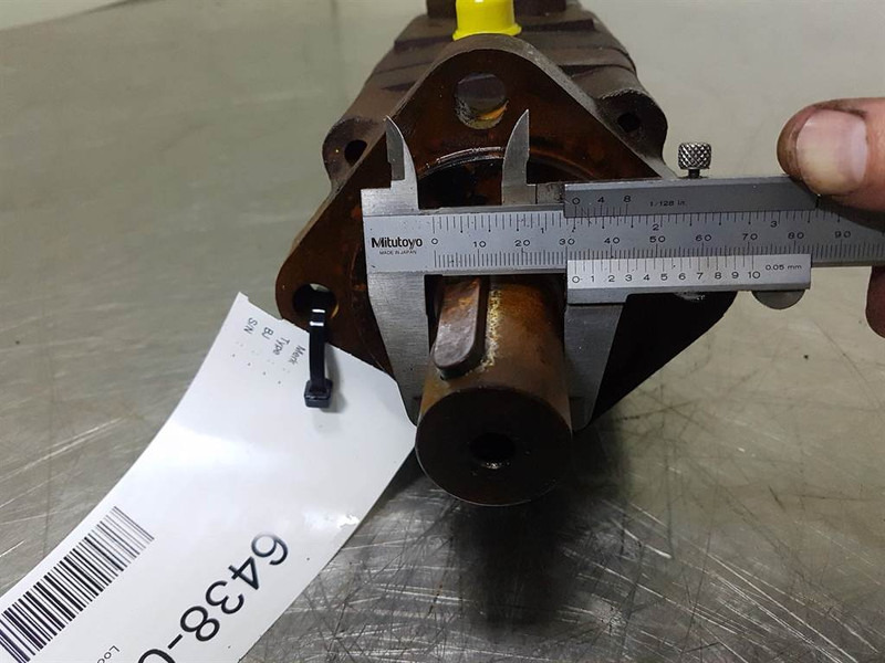Sauer Danfoss OMS160-151F0503-3-Hydraulic motor/Hydraulikmotor - Hidraulika za Građevinska mašina: slika 4 Sauer Danfoss OMS160-151F0503-3-Hydraulic motor/Hydraulikmotor - Hidraulika za Građevinska mašina: slika 4