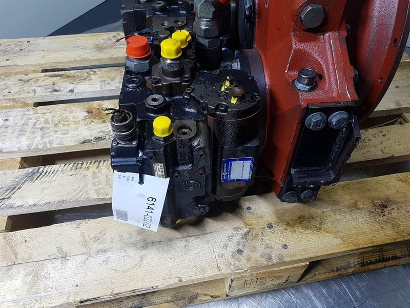 Sauer Sundstrand 42L41DE1A602B2B - Drive pump/Fahr - Hidraulika: slika 1 Sauer Sundstrand 42L41DE1A602B2B - Drive pump/Fahr - Hidraulika: slika 1