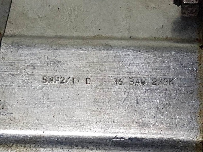 Sauer Sundstrand SNP2/17DSC36BAW2/3K - Gearpump/Za - Hidraulika za Građevinska mašina: slika 4 Sauer Sundstrand SNP2/17DSC36BAW2/3K - Gearpump/Za - Hidraulika za Građevinska mašina: slika 4