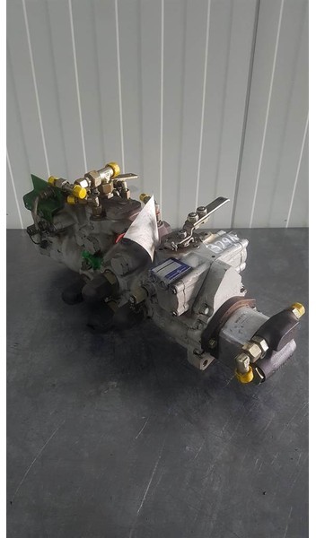 Sauer Sundstrand TPV4/046+046-R4Z - Drive pump - Hidraulika: slika 2 Sauer Sundstrand TPV4/046+046-R4Z - Drive pump - Hidraulika: slika 2