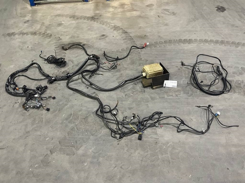 Schaeff SKL834-5110662033-Wiring harness/Kabelbaum - Električni sistem za Građevinska mašina: slika 1 Schaeff SKL834-5110662033-Wiring harness/Kabelbaum - Električni sistem za Građevinska mašina: slika 1