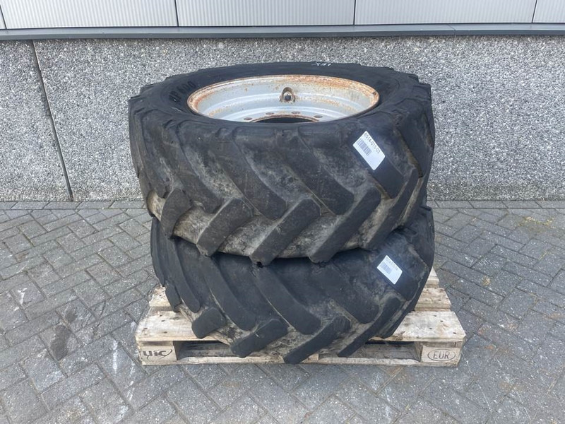 Schaeff SKS661-BKT 405/70-24 (16/70-24)-Tire/Reifen/Band - Шины и диски za Građevinska mašina: slika 1 Schaeff SKS661-BKT 405/70-24 (16/70-24)-Tire/Reifen/Band - Шины и диски za Građevinska mašina: slika 1