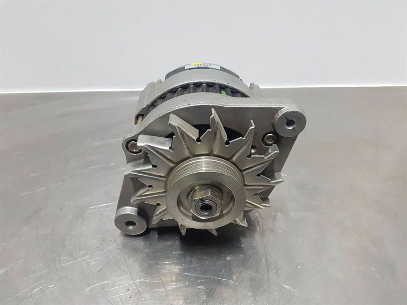 Terex Schaeff SKL833-14V 65A-Alternator/Lichtmaschine/Dynamo - Motor za Građevinska mašina: slika 2 Terex Schaeff SKL833-14V 65A-Alternator/Lichtmaschine/Dynamo - Motor za Građevinska mašina: slika 2