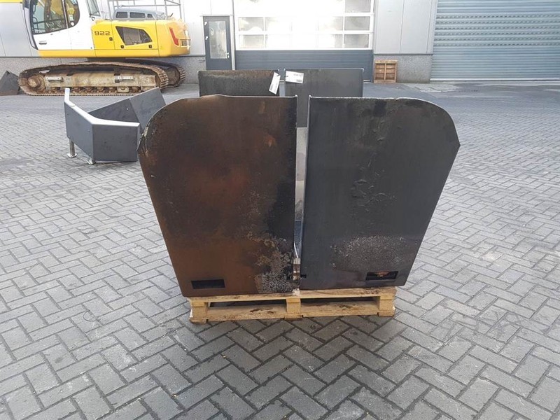 Terex TL260-0457006031-Mud guard/Kotfluegel/Spatbord - Blatobran za Građevinska mašina: slika 4 Terex TL260-0457006031-Mud guard/Kotfluegel/Spatbord - Blatobran za Građevinska mašina: slika 4