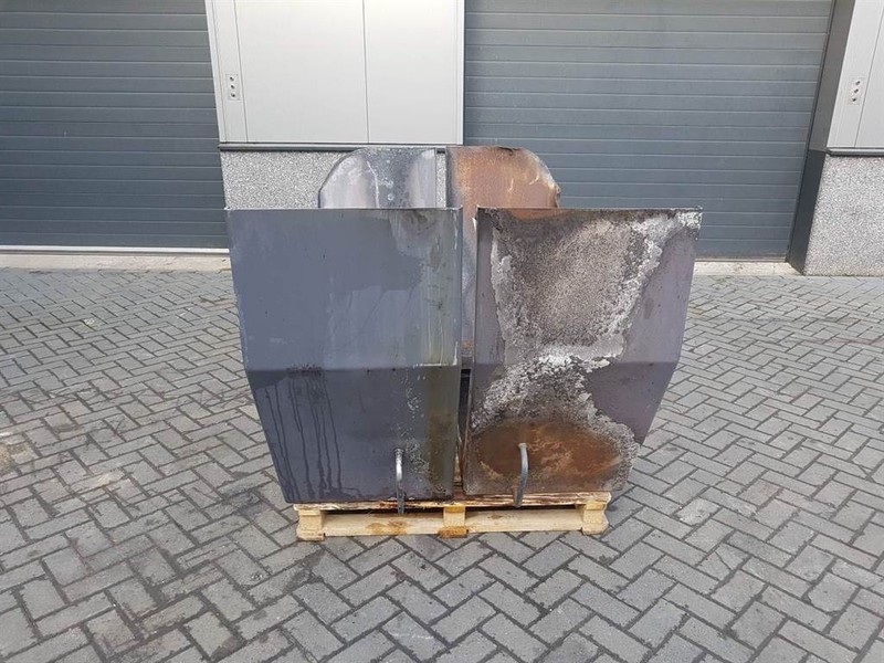 Terex TL260-0457006031-Mud guard/Kotfluegel/Spatbord - Blatobran za Građevinska mašina: slika 2 Terex TL260-0457006031-Mud guard/Kotfluegel/Spatbord - Blatobran za Građevinska mašina: slika 2
