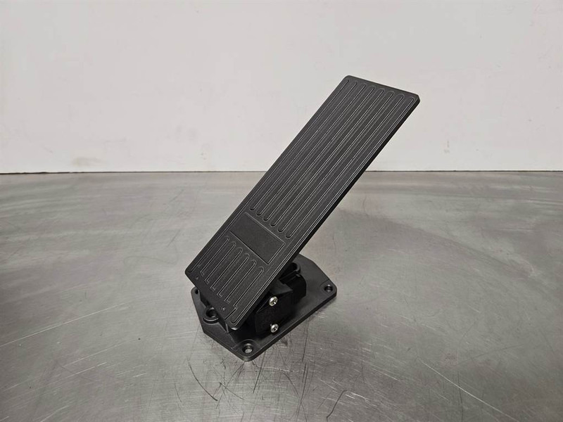 Terex TL260-5350260006-Gas pedal/Fusspedal/Gaspedaal - Električni sistem za Građevinska mašina: slika 3 Terex TL260-5350260006-Gas pedal/Fusspedal/Gaspedaal - Električni sistem za Građevinska mašina: slika 3