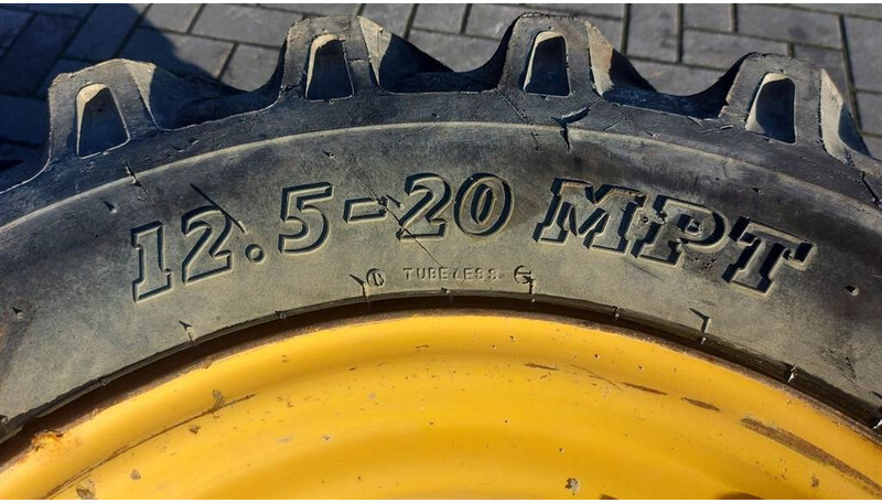 Volvo L30G-BKT 12.5-20-Tire/Reifen/Band - Шины и диски za Građevinska mašina: slika 4 Volvo L30G-BKT 12.5-20-Tire/Reifen/Band - Шины и диски za Građevinska mašina: slika 4