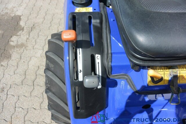 Iseki TXG23 Kompakt Traktor Straßenzulassung AHK 1.Hd - Mali traktor: slika 2 Iseki TXG23 Kompakt Traktor Straßenzulassung AHK 1.Hd - Mali traktor: slika 2