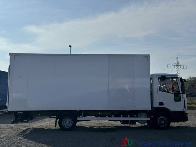 Iveco 75E22 Koffer LBW Palfinger Klima NUR 38.204 KM - Dostavno vozilo sa zatvorenim sandukom: slika 4 Iveco 75E22 Koffer LBW Palfinger Klima NUR 38.204 KM - Dostavno vozilo sa zatvorenim sandukom: slika 4