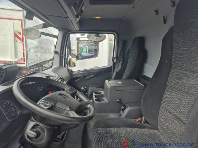 Mercedes-Benz Atego 1021 7m Koffer LBW 1.5t. nur 188549 KM - Kamion sa zatvorenim sandukom: slika 5 Mercedes-Benz Atego 1021 7m Koffer LBW 1.5t. nur 188549 KM - Kamion sa zatvorenim sandukom: slika 5
