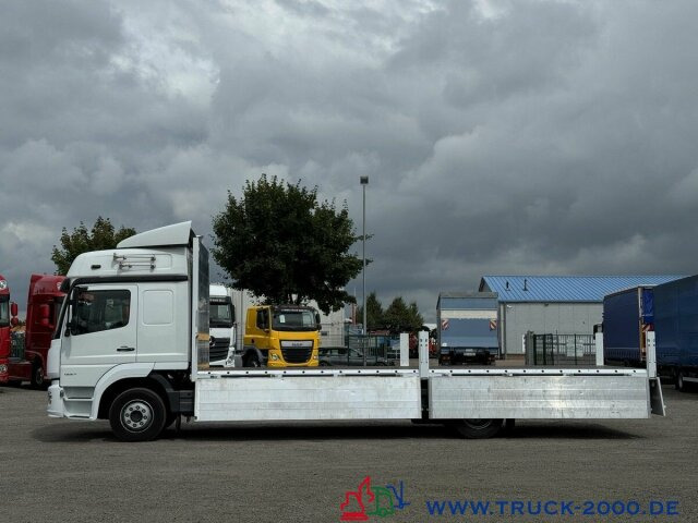Mercedes-Benz Atego 1227 Big Space Großes Haus 7,2m Pritsche - Kamion sa tovarnim sandukom: slika 4 Mercedes-Benz Atego 1227 Big Space Großes Haus 7,2m Pritsche - Kamion sa tovarnim sandukom: slika 4