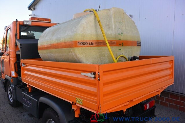 Multicar M30 4x4 Leitpfostenwaschanlage + 1.000 Ltr Tank - Istovarivač, Korisno/ Posebno vozilo: slika 4 Multicar M30 4x4 Leitpfostenwaschanlage + 1.000 Ltr Tank - Istovarivač, Korisno/ Posebno vozilo: slika 4