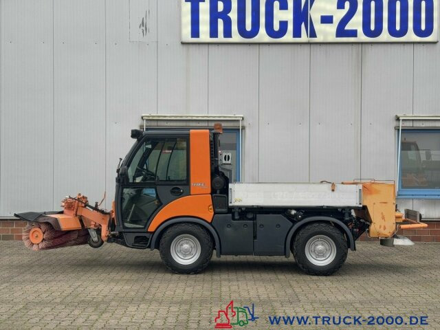 Multicar Tremo X56 Winterdienst Streuer + Besen NUR 14TKM - Autočistilica: slika 3 Multicar Tremo X56 Winterdienst Streuer + Besen NUR 14TKM - Autočistilica: slika 3