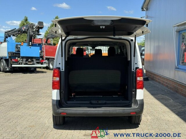 Opel Vivaro 9 Sitzer Klima vorne & hinten Navi + DAB - Minibus, Putnički kombi: slika 2 Opel Vivaro 9 Sitzer Klima vorne & hinten Navi + DAB - Minibus, Putnički kombi: slika 2