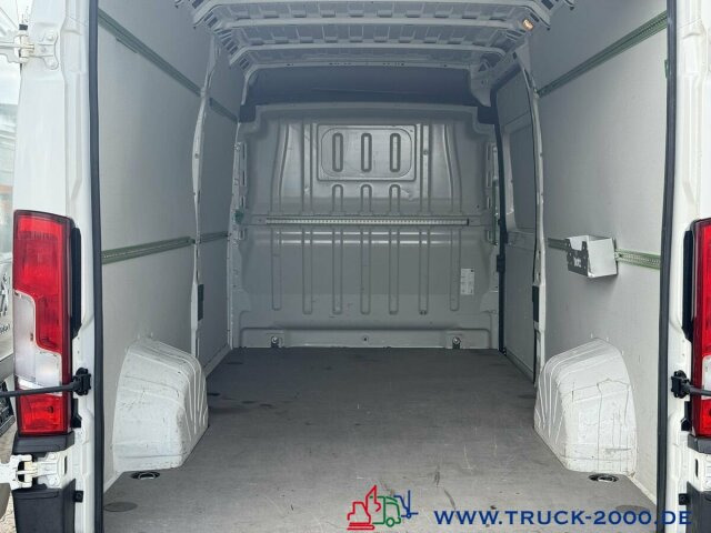 Peugeot Boxer 2.2 HDi Kasten Hoch & Lang NUR 54.160 KM - Furgon: slika 3 Peugeot Boxer 2.2 HDi Kasten Hoch & Lang NUR 54.160 KM - Furgon: slika 3
