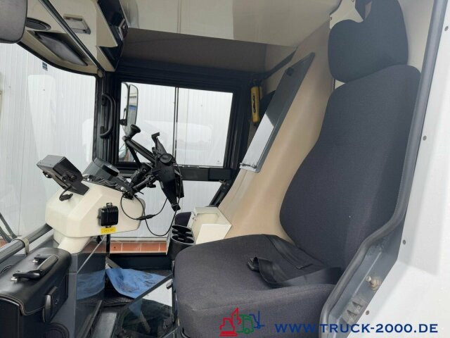 Ravo 540 3 Besensystem Sweeper + Sprühen 50 Km/h - Autočistilica: slika 5 Ravo 540 3 Besensystem Sweeper + Sprühen 50 Km/h - Autočistilica: slika 5