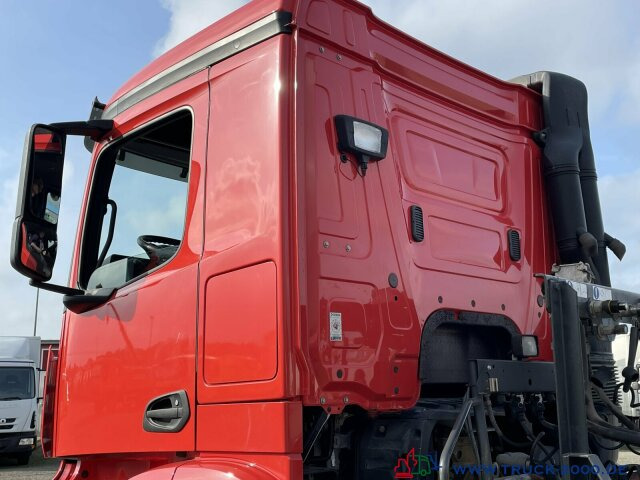 Mercedes-Benz Arocs 2051 4x4 HAD Kipphydraulik + Mischerhydraulik - Tegljač: slika 4 Mercedes-Benz Arocs 2051 4x4 HAD Kipphydraulik + Mischerhydraulik - Tegljač: slika 4