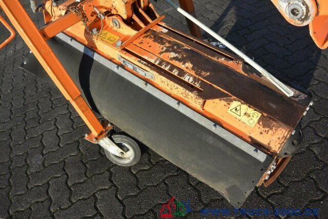 Unimog Dücker RSM 13/2 Ausleger & Schlegelmäher - Kranska kosilica: slika 3 Unimog Dücker RSM 13/2 Ausleger & Schlegelmäher - Kranska kosilica: slika 3