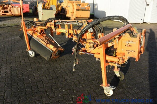 Unimog Dücker RSM 13/2 Ausleger & Schlegelmäher - Kranska kosilica: slika 1 Unimog Dücker RSM 13/2 Ausleger & Schlegelmäher - Kranska kosilica: slika 1
