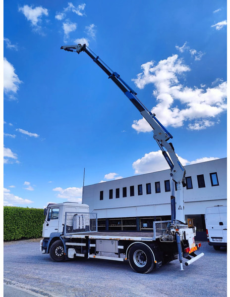 MAN 18.410 F2000 Cormach 22000 E4F + jib - Kamion sa tovarnim sandukom, Kamion sa dizalicom: slika 3 MAN 18.410 F2000 Cormach 22000 E4F + jib - Kamion sa tovarnim sandukom, Kamion sa dizalicom: slika 3