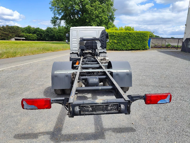 MAN TGL 12.250 Chassis cabine Euro6 - Kamion sa golom šasijom i zatvorenom kabinom: slika 4 MAN TGL 12.250 Chassis cabine Euro6 - Kamion sa golom šasijom i zatvorenom kabinom: slika 4