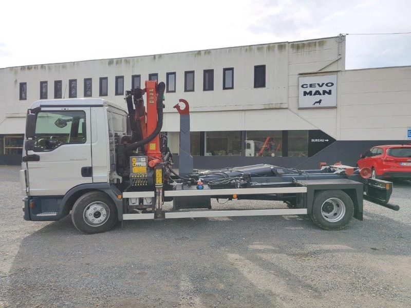 MAN TGL 12.250 Containersysteem met kraan Palfinger PK9001 + Remote - Kamion sa hidrauličnom kukom, Kamion sa dizalicom: slika 5 MAN TGL 12.250 Containersysteem met kraan Palfinger PK9001 + Remote - Kamion sa hidrauličnom kukom, Kamion sa dizalicom: slika 5