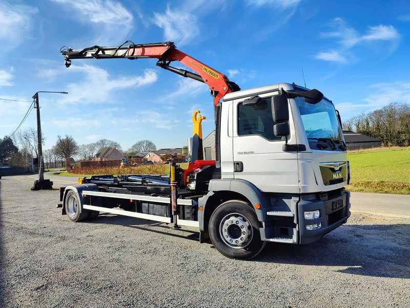MAN TGM 18.290 Container + Palfinger PK13001 - Kamion sa hidrauličnom kukom, Kamion sa dizalicom: slika 1 MAN TGM 18.290 Container + Palfinger PK13001 - Kamion sa hidrauličnom kukom, Kamion sa dizalicom: slika 1