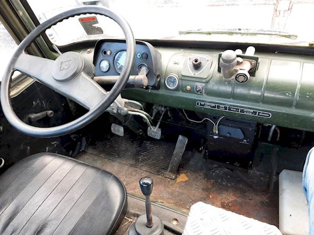 Bedford MJP2 4X4 - Kamion sa golom šasijom i zatvorenom kabinom: slika 5 Bedford MJP2 4X4 - Kamion sa golom šasijom i zatvorenom kabinom: slika 5