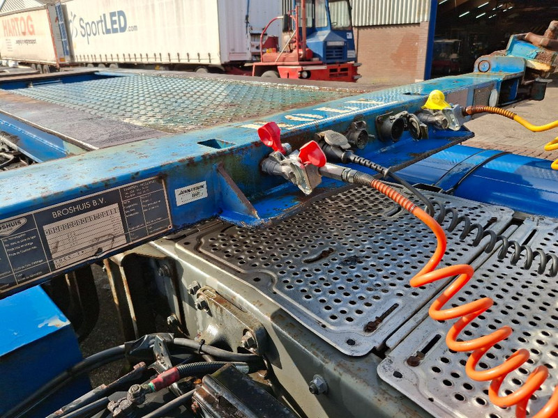 Broshuis 3UCC 39 EU - Poluprikolica za prevoz kontejnera/ Poluprikolica sa promenjivim sandukom: slika 4 Broshuis 3UCC 39 EU - Poluprikolica za prevoz kontejnera/ Poluprikolica sa promenjivim sandukom: slika 4