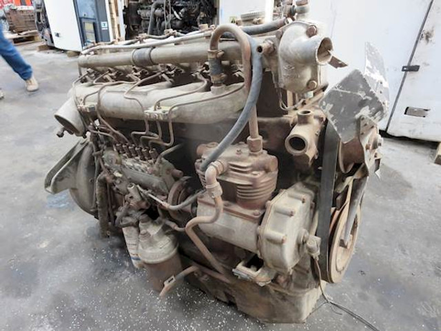 DAF 825 (DH825) - Motor: slika 2 DAF 825 (DH825) - Motor: slika 2