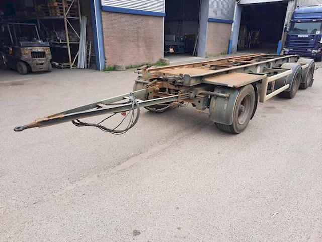 Floor FLA-3-101 - Poluprikolica za prevoz kontejnera/ Poluprikolica sa promenjivim sandukom: slika 1 Floor FLA-3-101 - Poluprikolica za prevoz kontejnera/ Poluprikolica sa promenjivim sandukom: slika 1