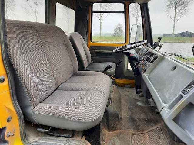 Ford CARGO 1213 - Istovarivač: slika 2 Ford CARGO 1213 - Istovarivač: slika 2