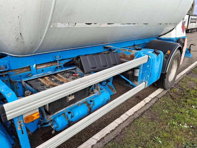 Renault MIDLUM 280DXI - Kamion cisterna: slika 3 Renault MIDLUM 280DXI - Kamion cisterna: slika 3