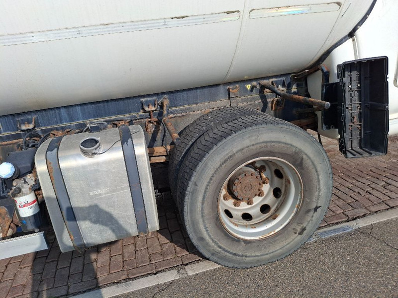 Renault MIDLUM 280DXI - Kamion cisterna: slika 4 Renault MIDLUM 280DXI - Kamion cisterna: slika 4