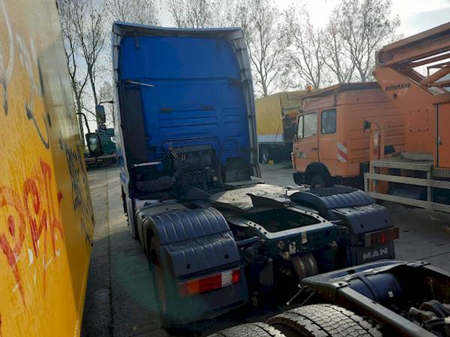 MAN TGA 18.480 - Tegljač: slika 4 MAN TGA 18.480 - Tegljač: slika 4