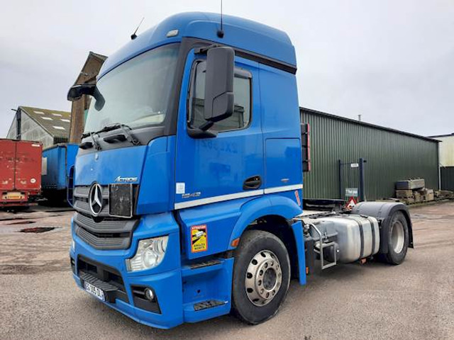 Mercedes-Benz ACTROS 1843 - Tegljač: slika 2 Mercedes-Benz ACTROS 1843 - Tegljač: slika 2