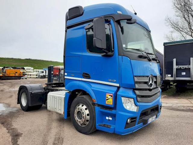 Mercedes-Benz ACTROS 1843 - Tegljač: slika 3 Mercedes-Benz ACTROS 1843 - Tegljač: slika 3