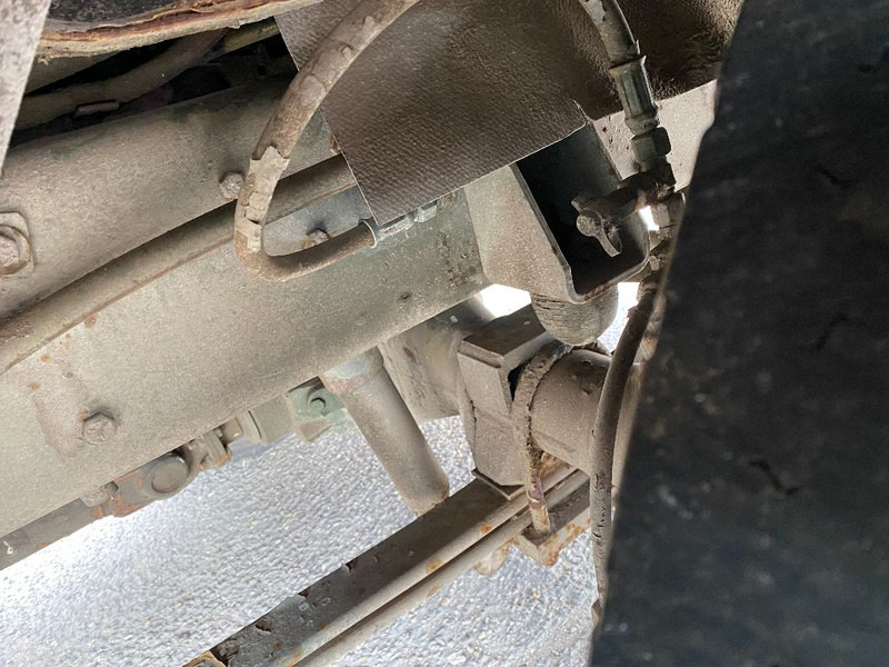 Kamion sa zatvorenim sandukom Terberg F750 4x4: slika 6