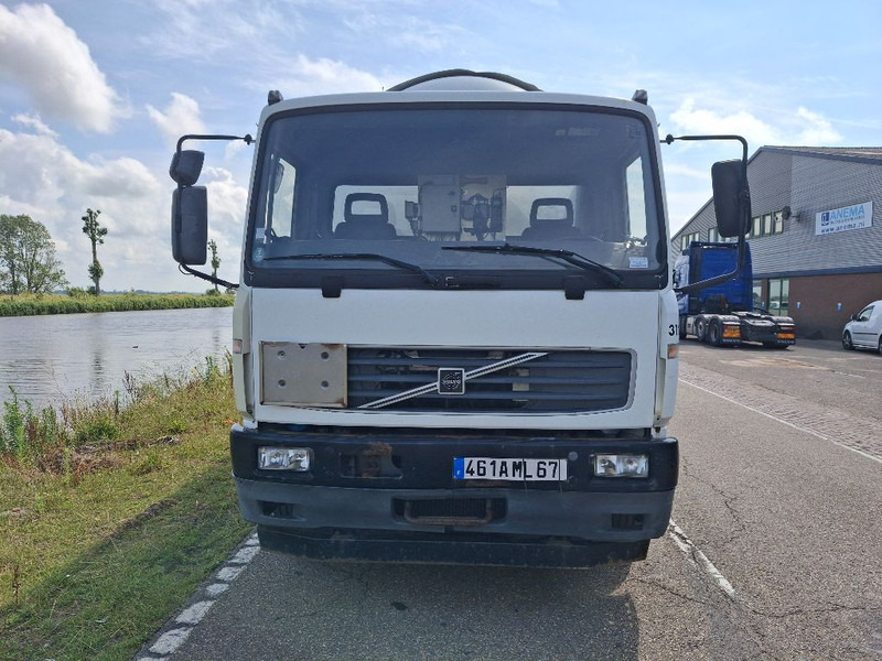 Volvo FL 250 GAS / LPG - Kamion cisterna: slika 3 Volvo FL 250 GAS / LPG - Kamion cisterna: slika 3