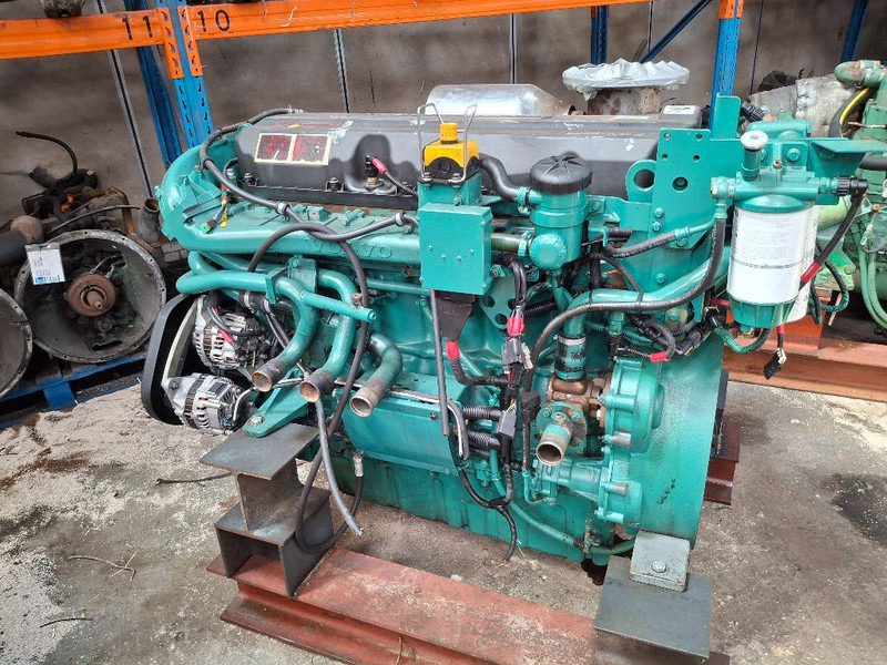 Volvo PENTA D9A2J MH - Motor: slika 1 Volvo PENTA D9A2J MH - Motor: slika 1