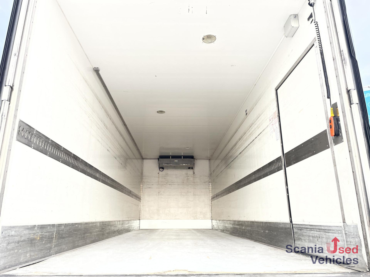 SCANIA P 250 B4x2LA FRIGO -27 TAIL LIFT 1.5T 815X251X244C - Hladnjača: slika 3 SCANIA P 250 B4x2LA FRIGO -27 TAIL LIFT 1.5T 815X251X244C - Hladnjača: slika 3