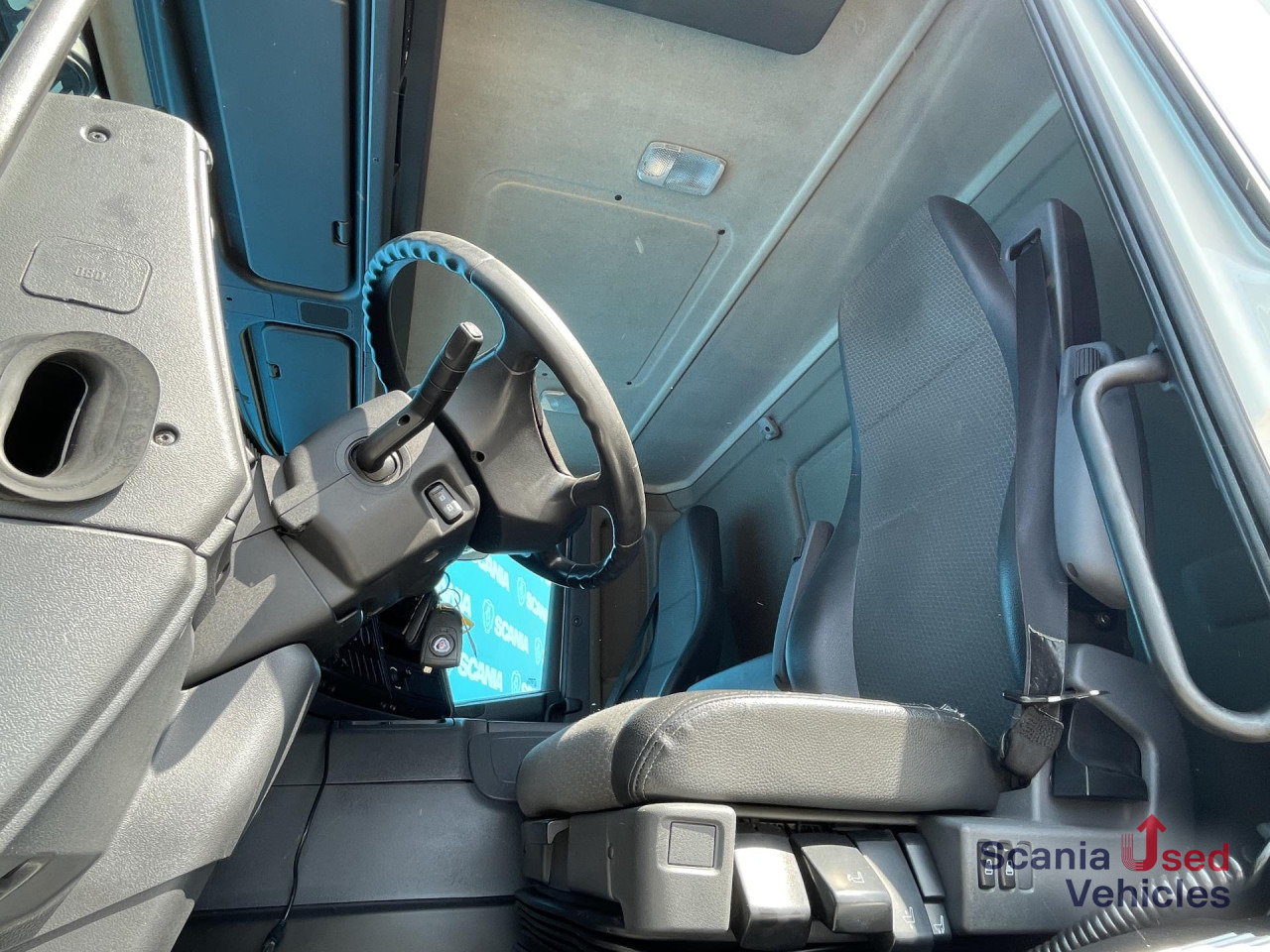 SCANIA P 250 DB4x2MNB SIDE DOORS FULL AIR 250X246X250CM - Kamion sa zatvorenim sandukom: slika 5 SCANIA P 250 DB4x2MNB SIDE DOORS FULL AIR 250X246X250CM - Kamion sa zatvorenim sandukom: slika 5