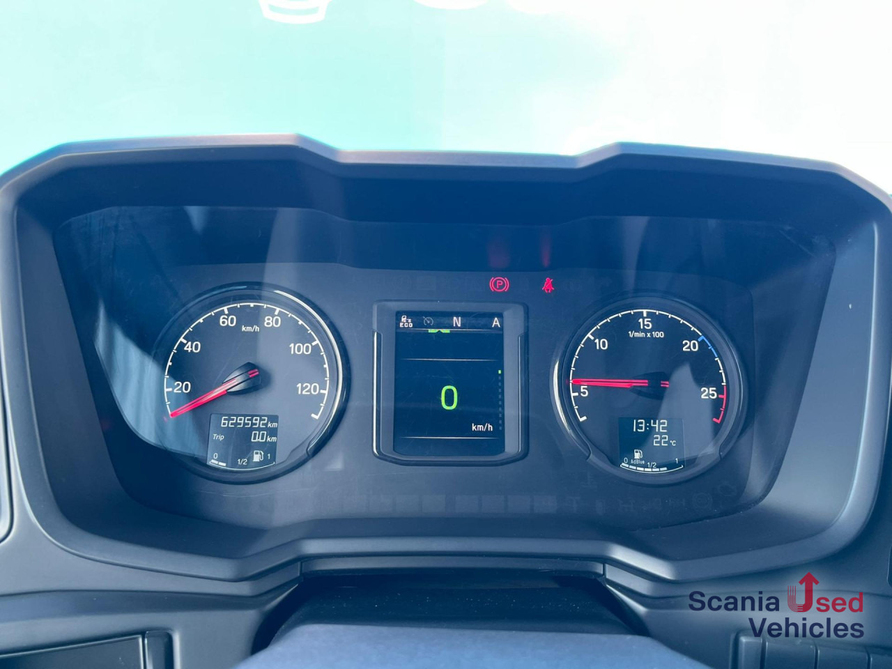 SCANIA R 450 A4x2NA RETARDER DIFF-L P-AIRCO PTOV - Tegljač: slika 5 SCANIA R 450 A4x2NA RETARDER DIFF-L P-AIRCO PTOV - Tegljač: slika 5