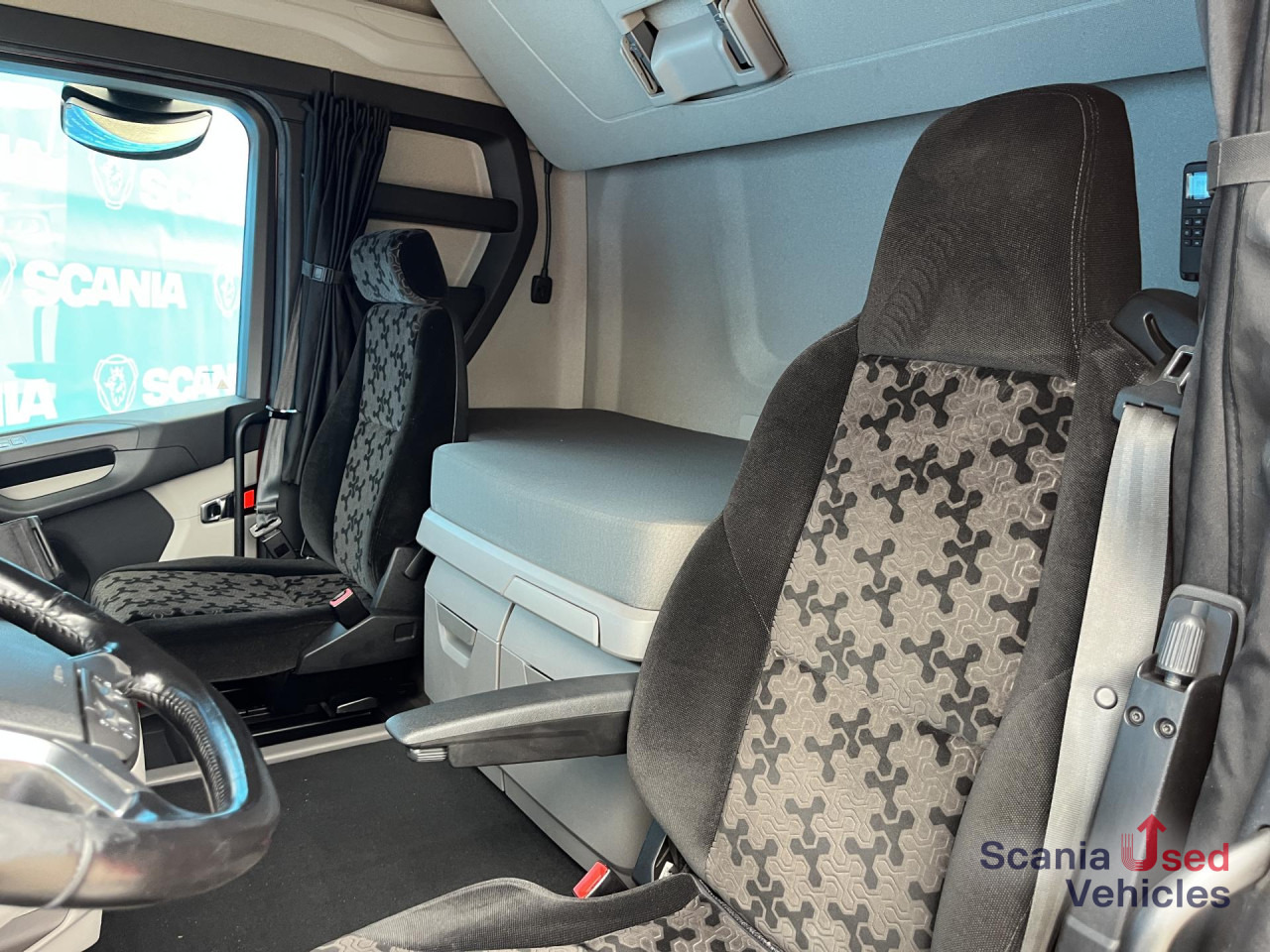 SCANIA R 500 A4x2NA RETARDER LED NAVI PTO - Tegljač: slika 3 SCANIA R 500 A4x2NA RETARDER LED NAVI PTO - Tegljač: slika 3