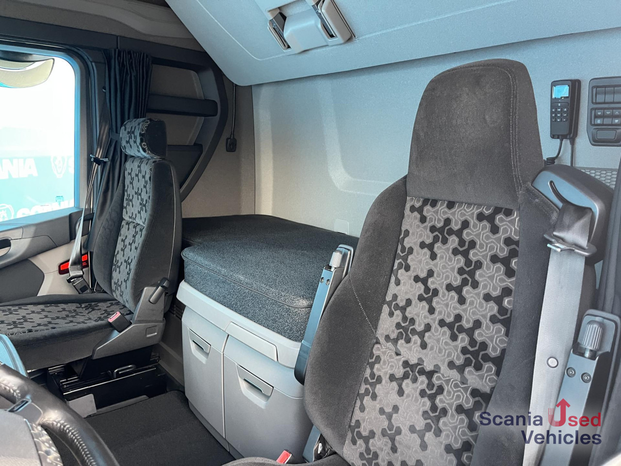 SCANIA S 500 A4x2NB RETARDER FULL AIR P-AIRCO 8T PTO ACC - Tegljač: slika 5 SCANIA S 500 A4x2NB RETARDER FULL AIR P-AIRCO 8T PTO ACC - Tegljač: slika 5