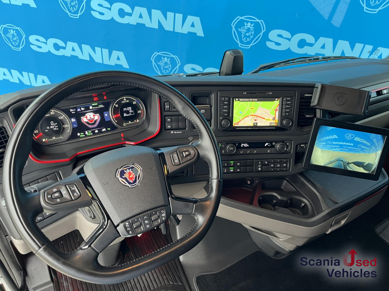 SCANIA S 590 A4x2NB V8 RETARDER DIFF-L FULL AIR 8T P-AIRC - Tegljač: slika 4 SCANIA S 590 A4x2NB V8 RETARDER DIFF-L FULL AIR 8T P-AIRC - Tegljač: slika 4